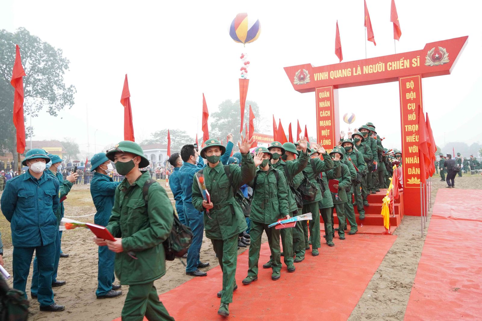 Bảo vệ Tổ quốc là trách nhiệm của mỗi thanh niên Việt Nam